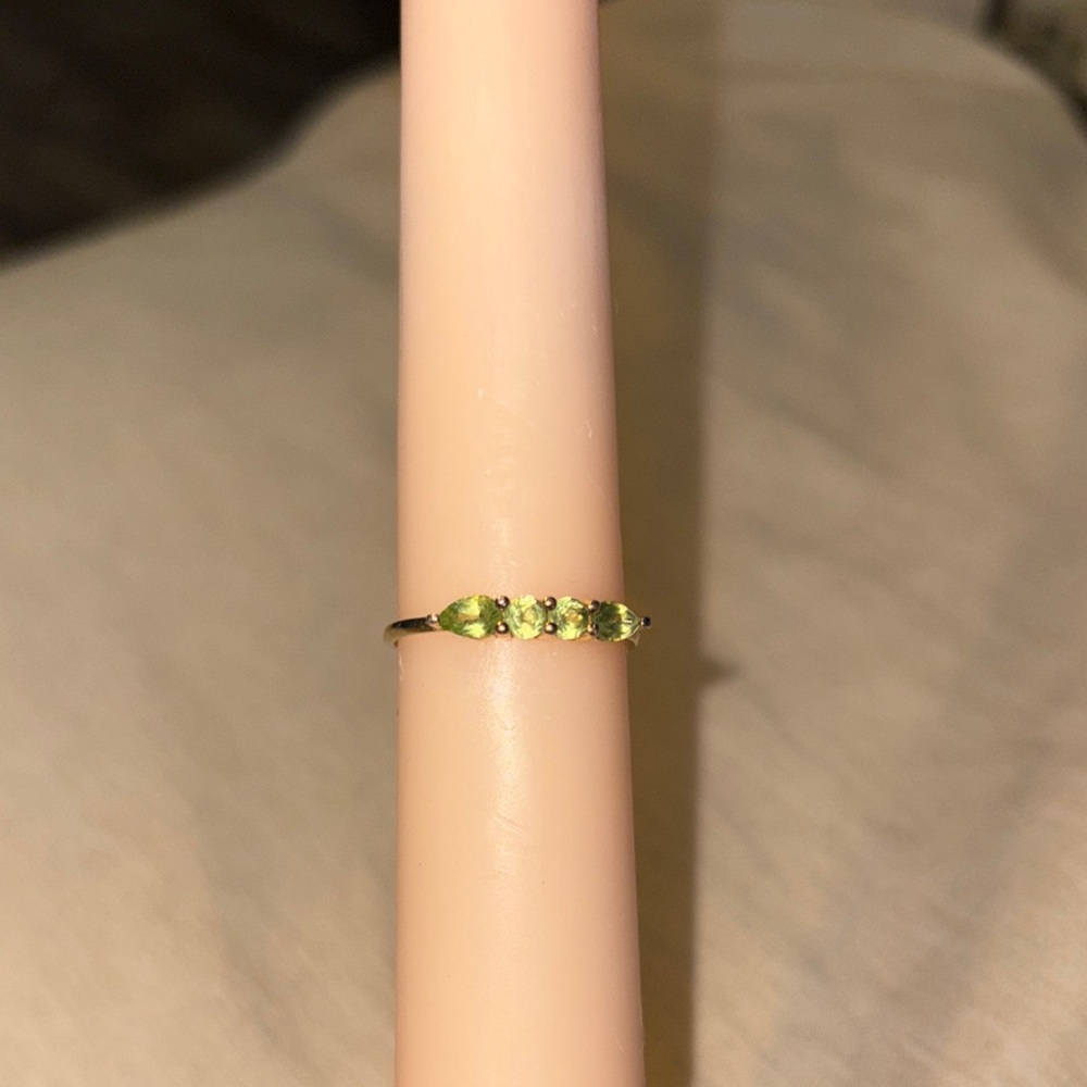 Peridot Ring - Picture 2 of 3